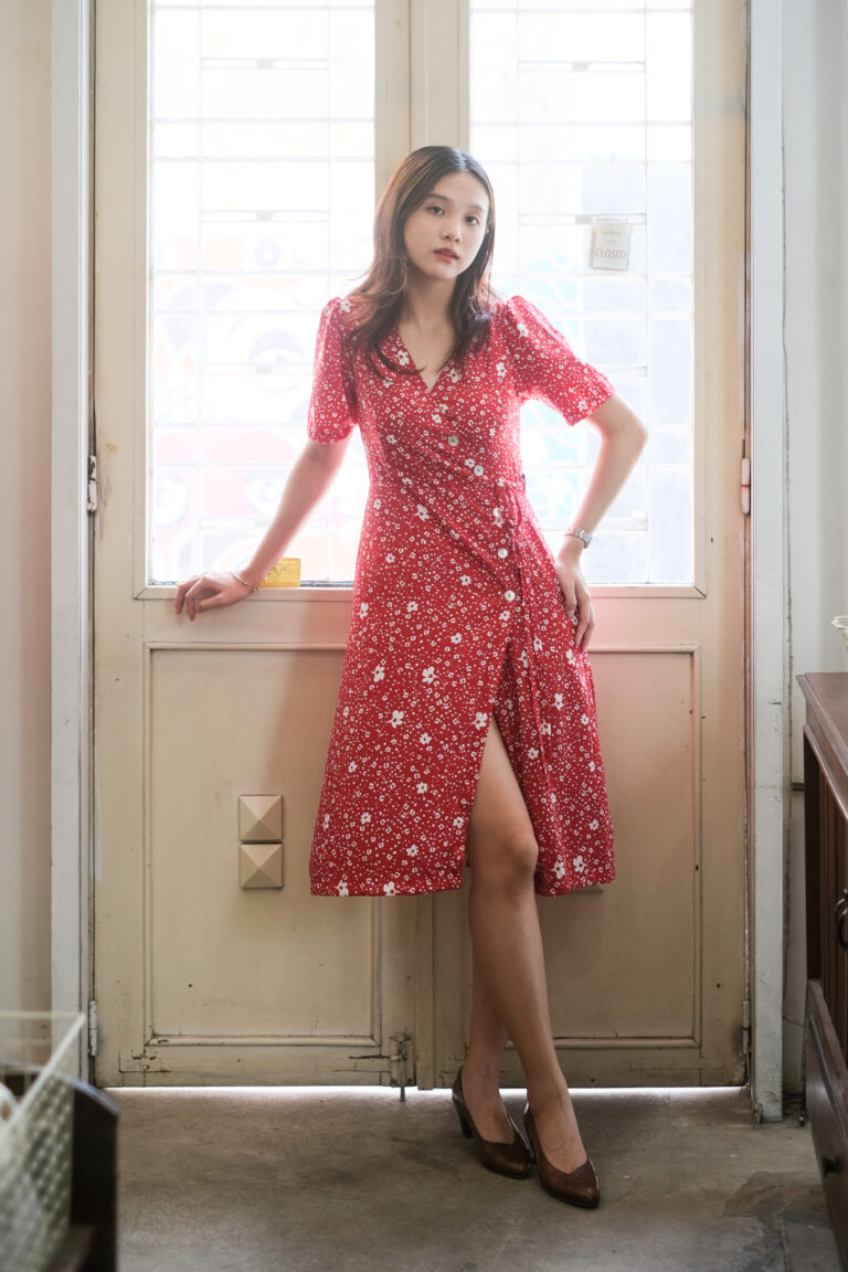 Little French Song - Hoa rơi đỏ