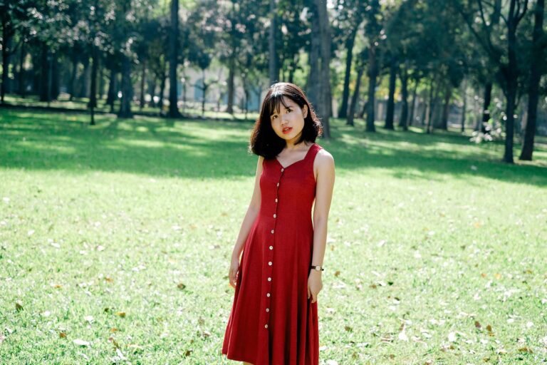 Champagne - Linen đỏ đô